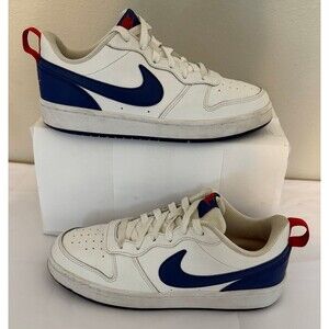 Nike Sneakers  Boys 5.5Y